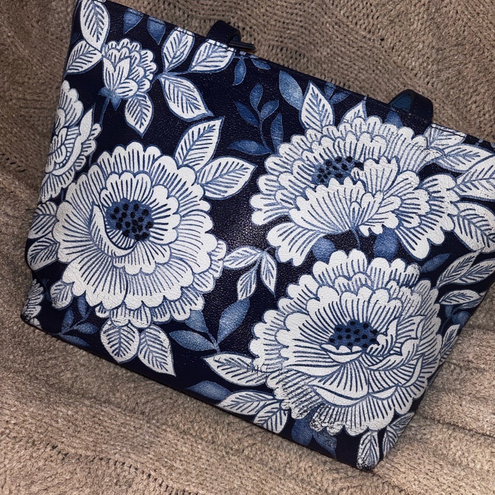 Brighton Journey to India Floral Navy Blue White Leather Boho Shoulder Tote Bag - Picture 8 of 10